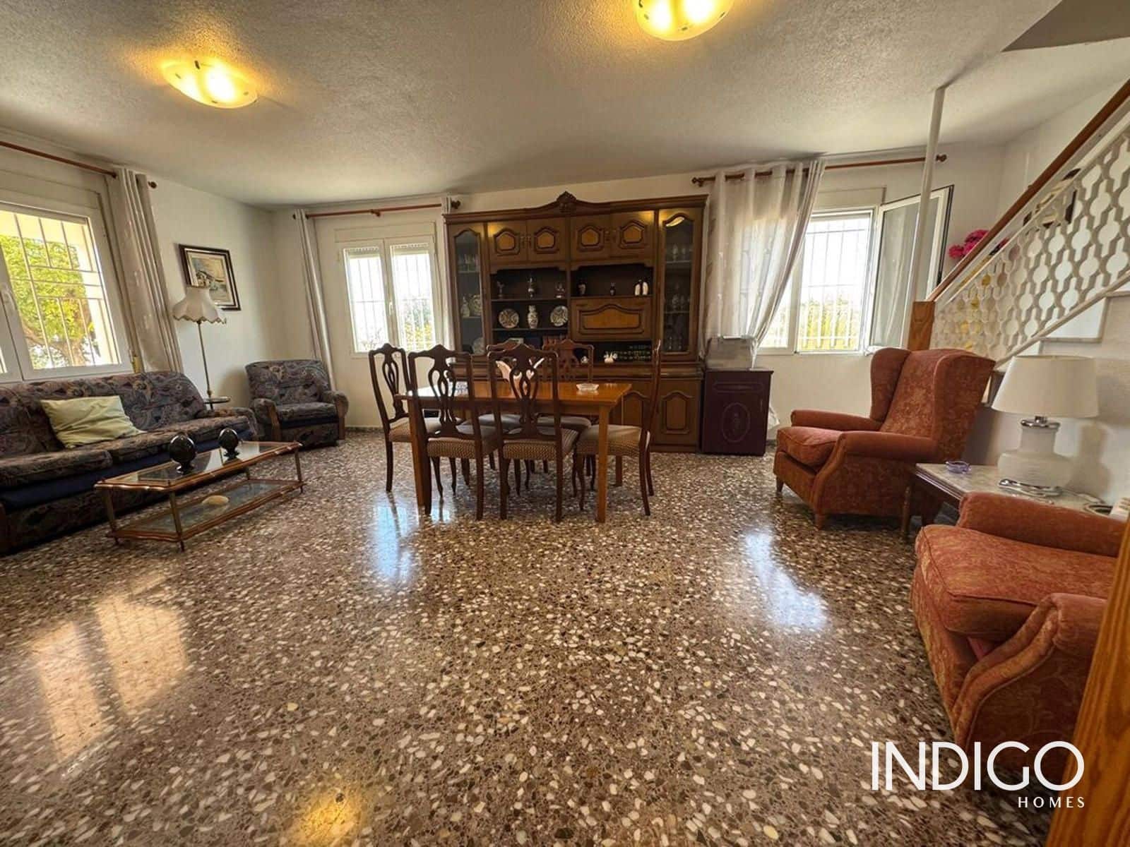 6 bedroom Villa for sale in San Vicente / Sant Vicent del Raspeig with pool garage - € 450,000 (Ref: 9707955)