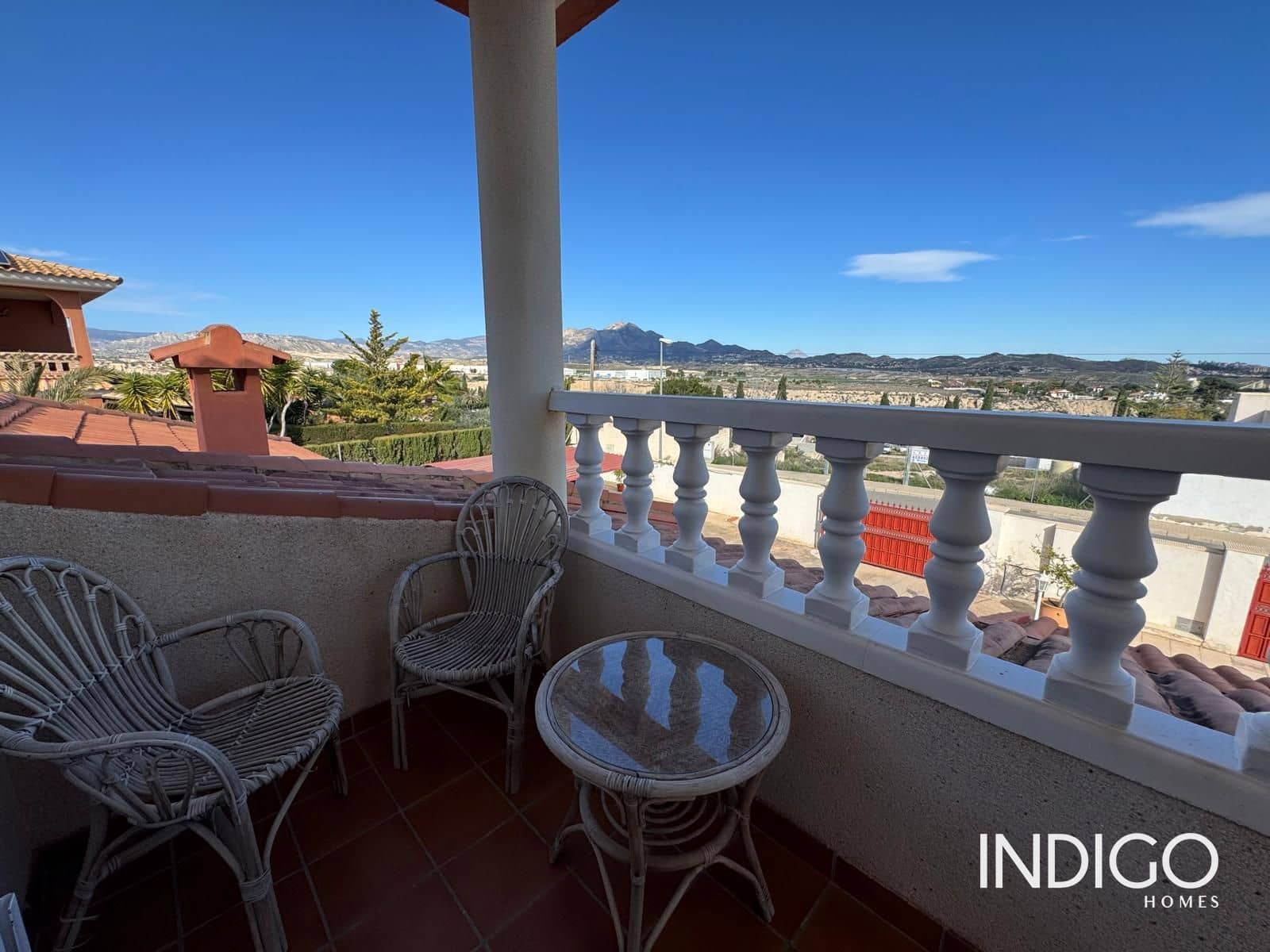 5 chambre Villa/Maison à vendre à Muchamiel / Mutxamel avec piscine garage - 520 000 € (Ref: 9716749)