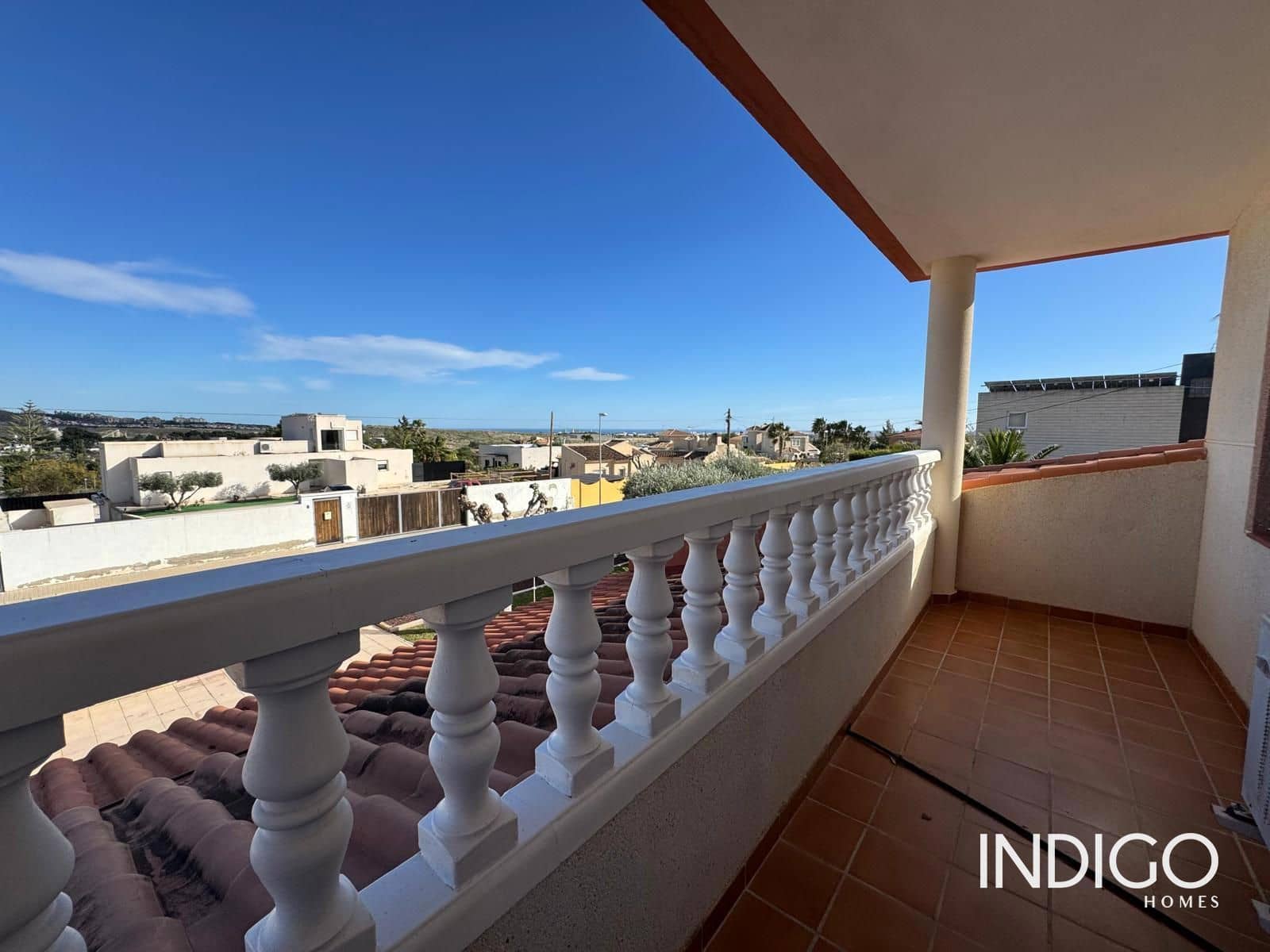 5 chambre Villa/Maison à vendre à Muchamiel / Mutxamel avec piscine garage - 520 000 € (Ref: 9716749)