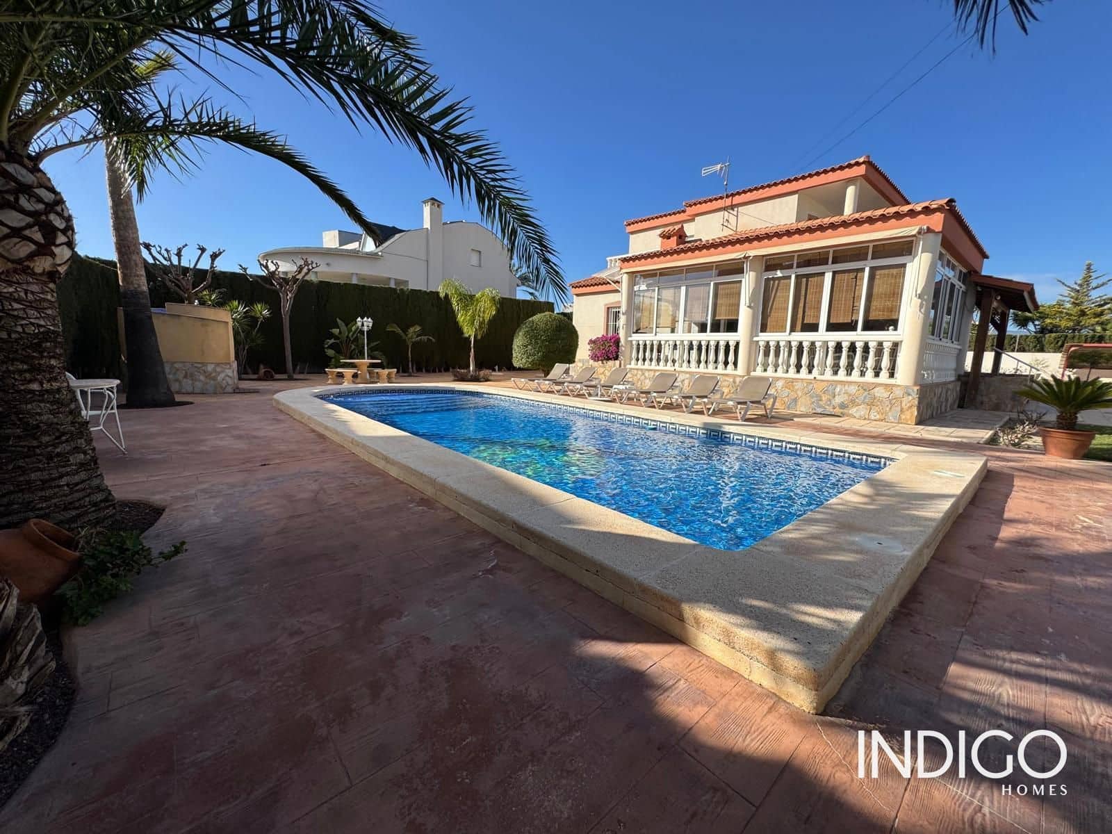5 chambre Villa/Maison à vendre à Muchamiel / Mutxamel avec piscine garage - 520 000 € (Ref: 9716749)