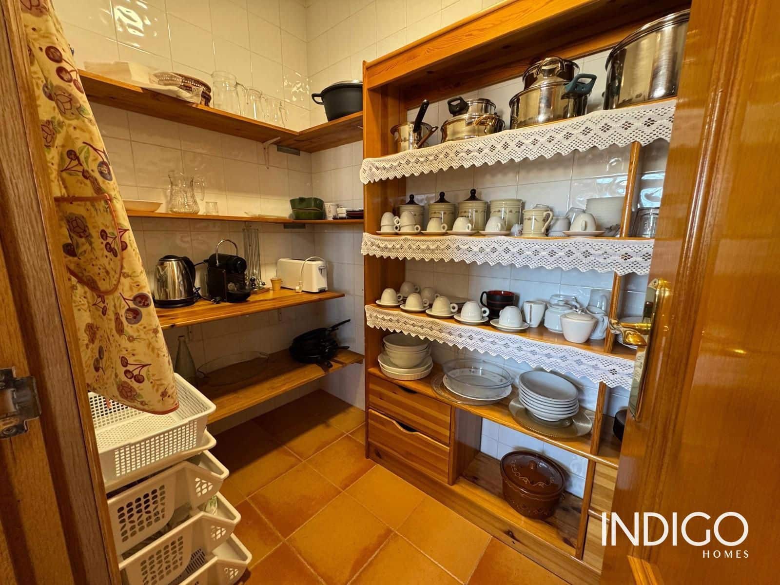 5 chambre Villa/Maison à vendre à Muchamiel / Mutxamel avec piscine garage - 520 000 € (Ref: 9716749)