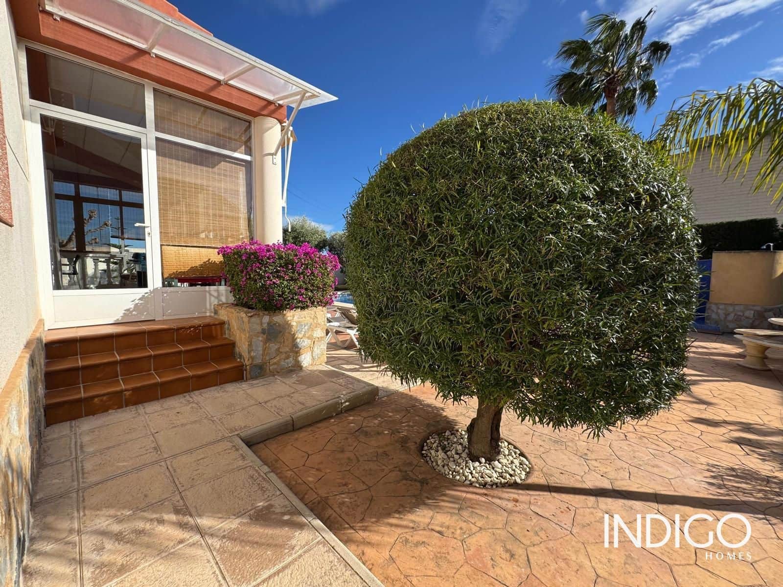 5 chambre Villa/Maison à vendre à Muchamiel / Mutxamel avec piscine garage - 520 000 € (Ref: 9716749)