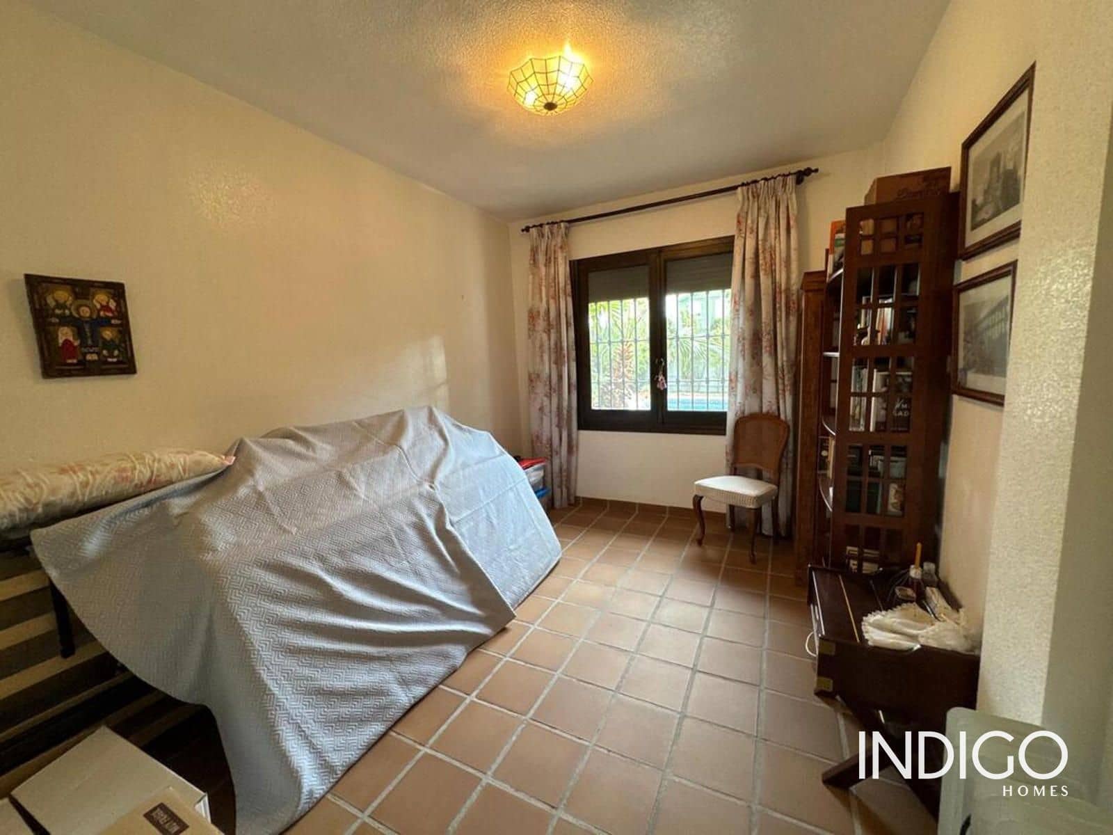 3 soverom Villa til salgs i Muchamiel / Mutxamel med svømmebasseng garasje - € 635 000 (Ref: 9824035)