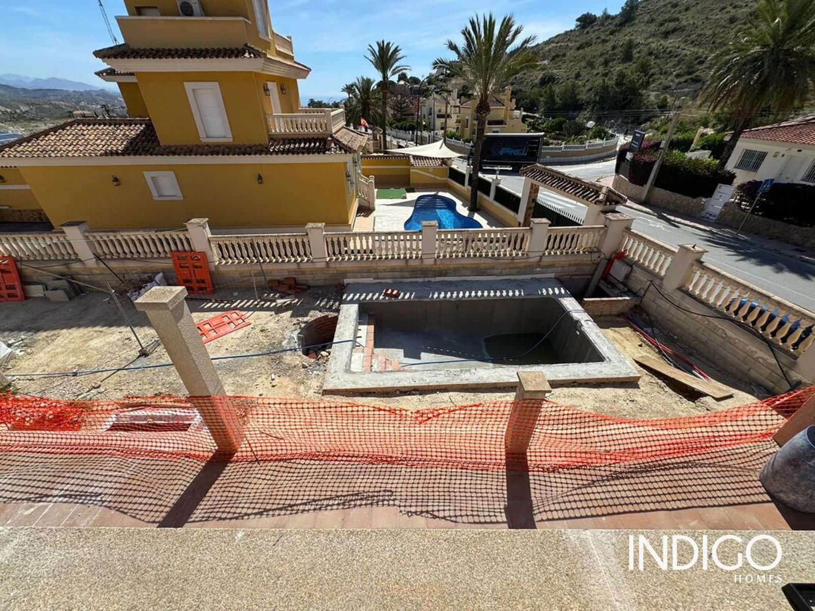 4 bedroom Villa for sale in Venta Lanuza with pool garage - € 865,000 (Ref: 9832309)