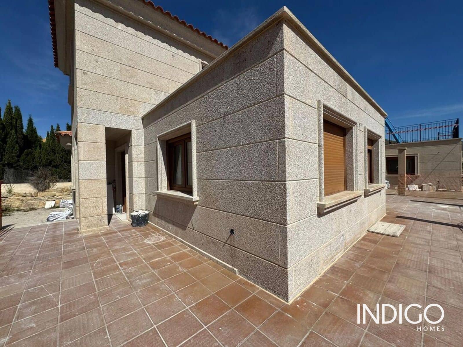 4 bedroom Villa for sale in Venta Lanuza with pool garage - € 865,000 (Ref: 9832309)