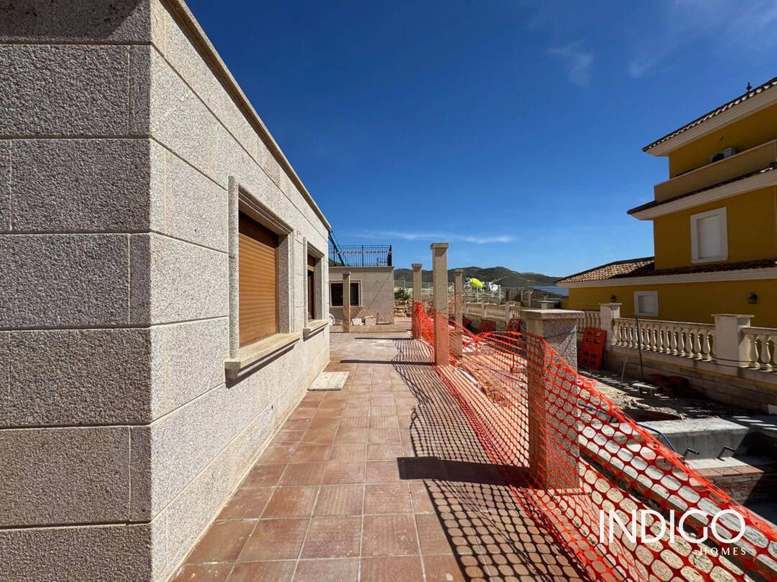 4 bedroom Villa for sale in Venta Lanuza with pool garage - € 865,000 (Ref: 9832309)