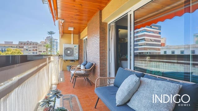 4 sovrum Lägenhet till salu i Barrio del Centro, Alicante stad - 619 000 € (Ref: 9874002)