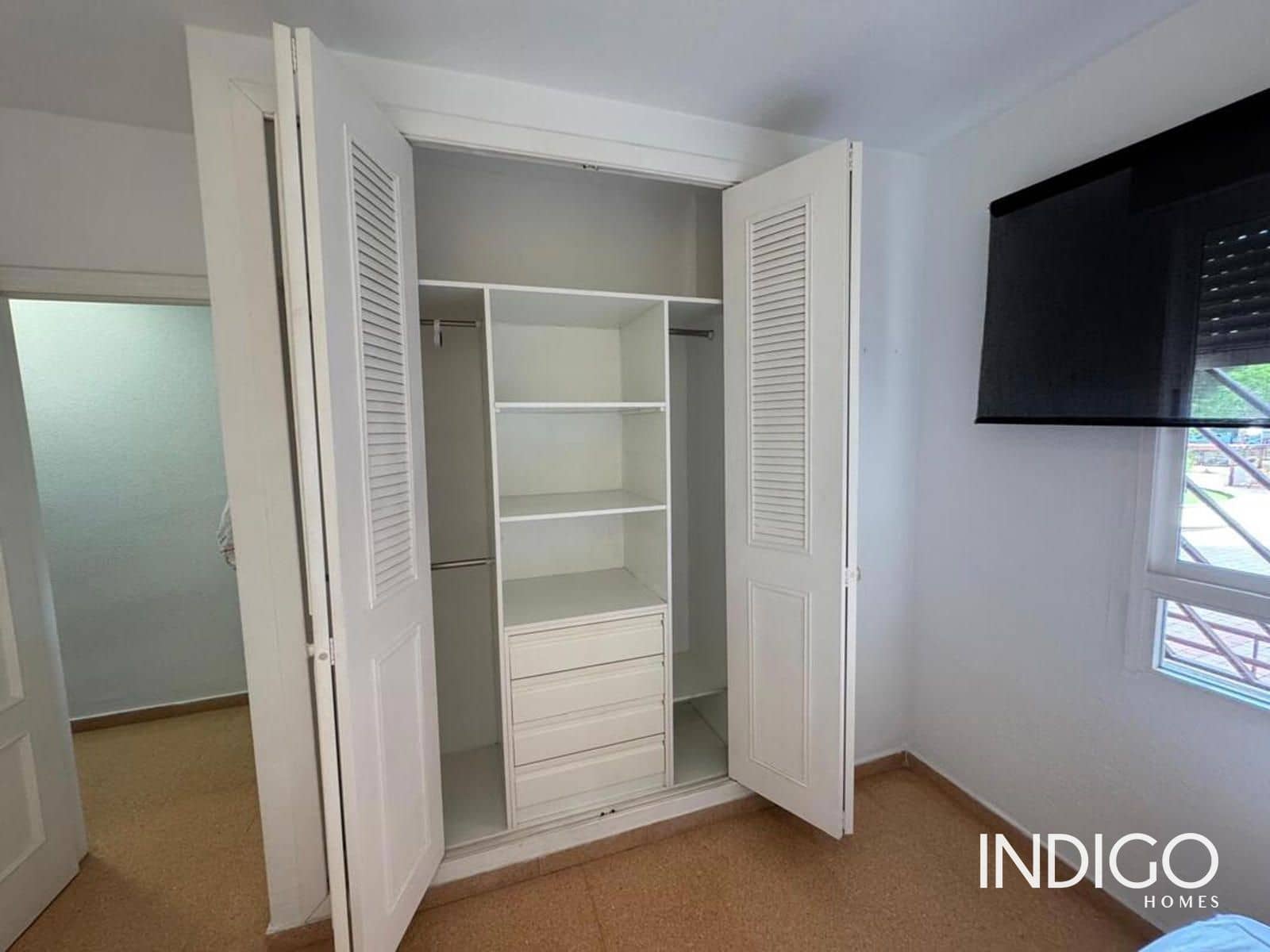 2 bedroom Flat for sale in Playa de San Juan with pool garage - € 330,000 (Ref: 9928635)