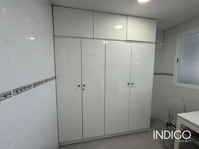 2 soveværelse Lejlighed til salg i Playa de San Juan, Alicante by med swimmingpool garage - € 330.000 (Ref: 9928635)