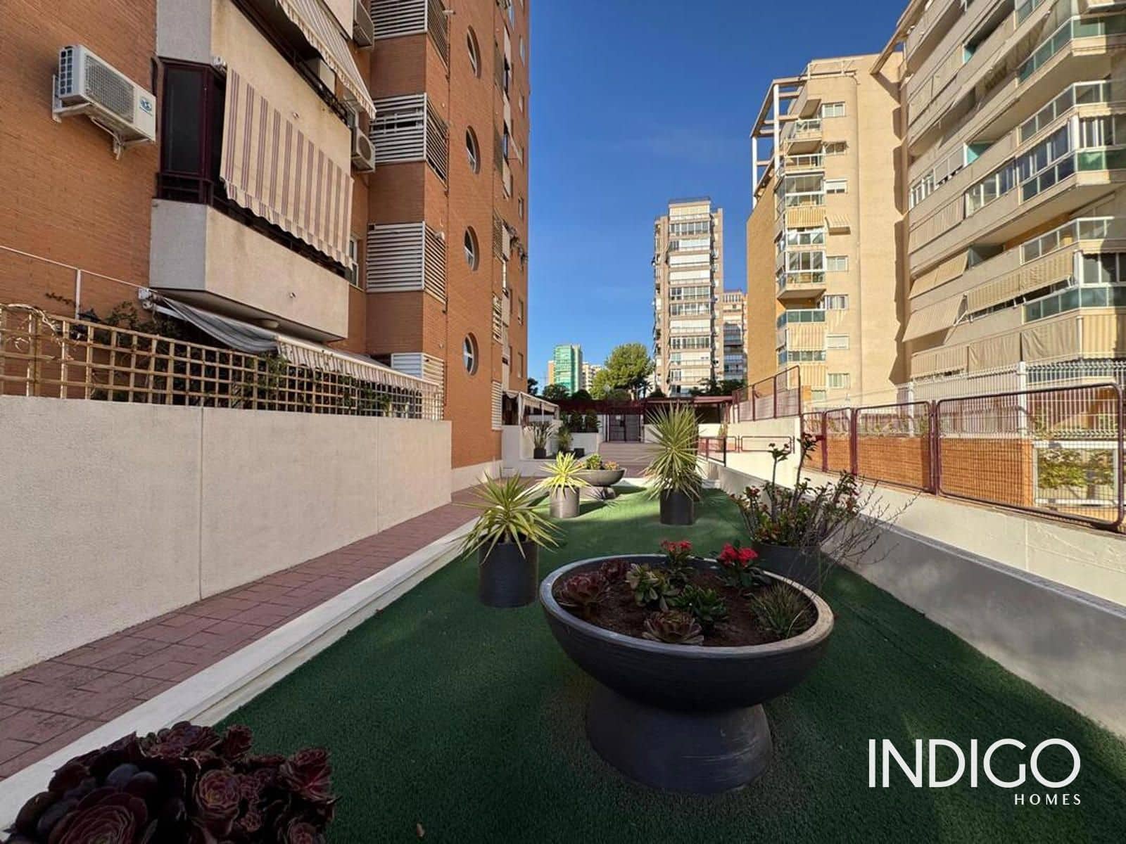 2 bedroom Flat for sale in Playa de San Juan with pool garage - € 330,000 (Ref: 9928635)