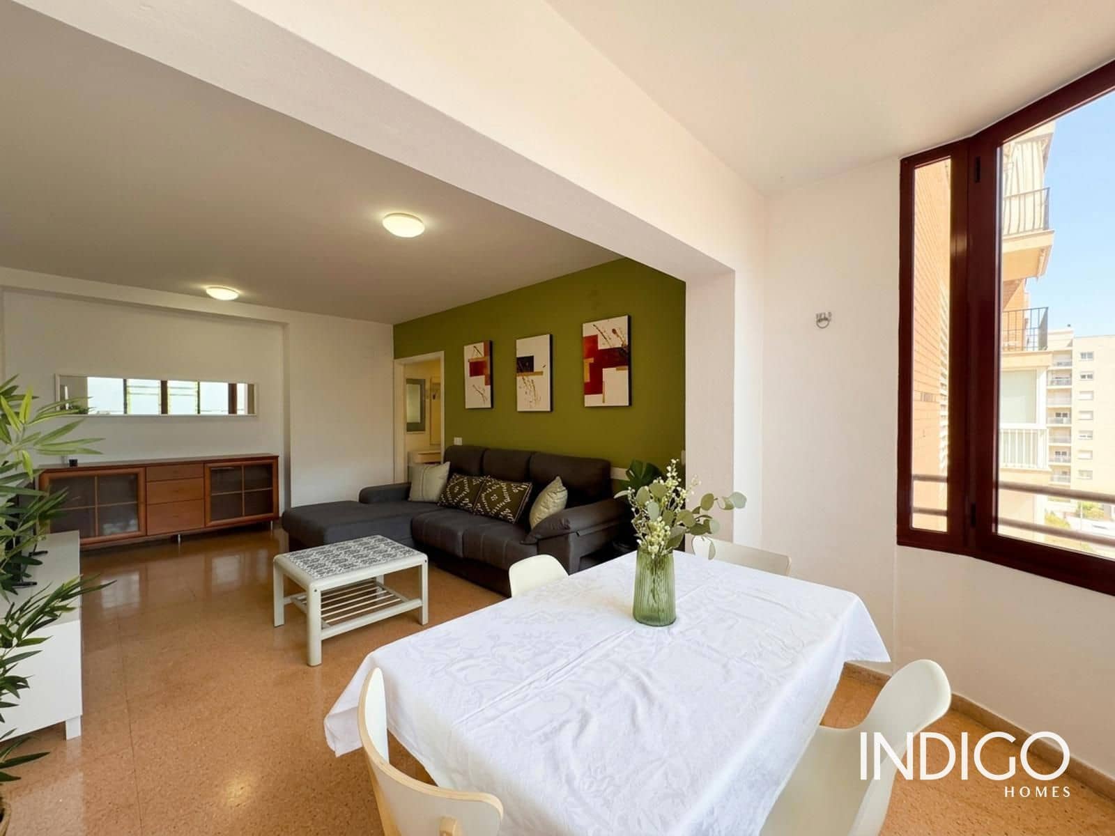 2 bedroom Flat for rent in Playa de San Juan with pool garage - € 1,025 (Ref: 9928636)