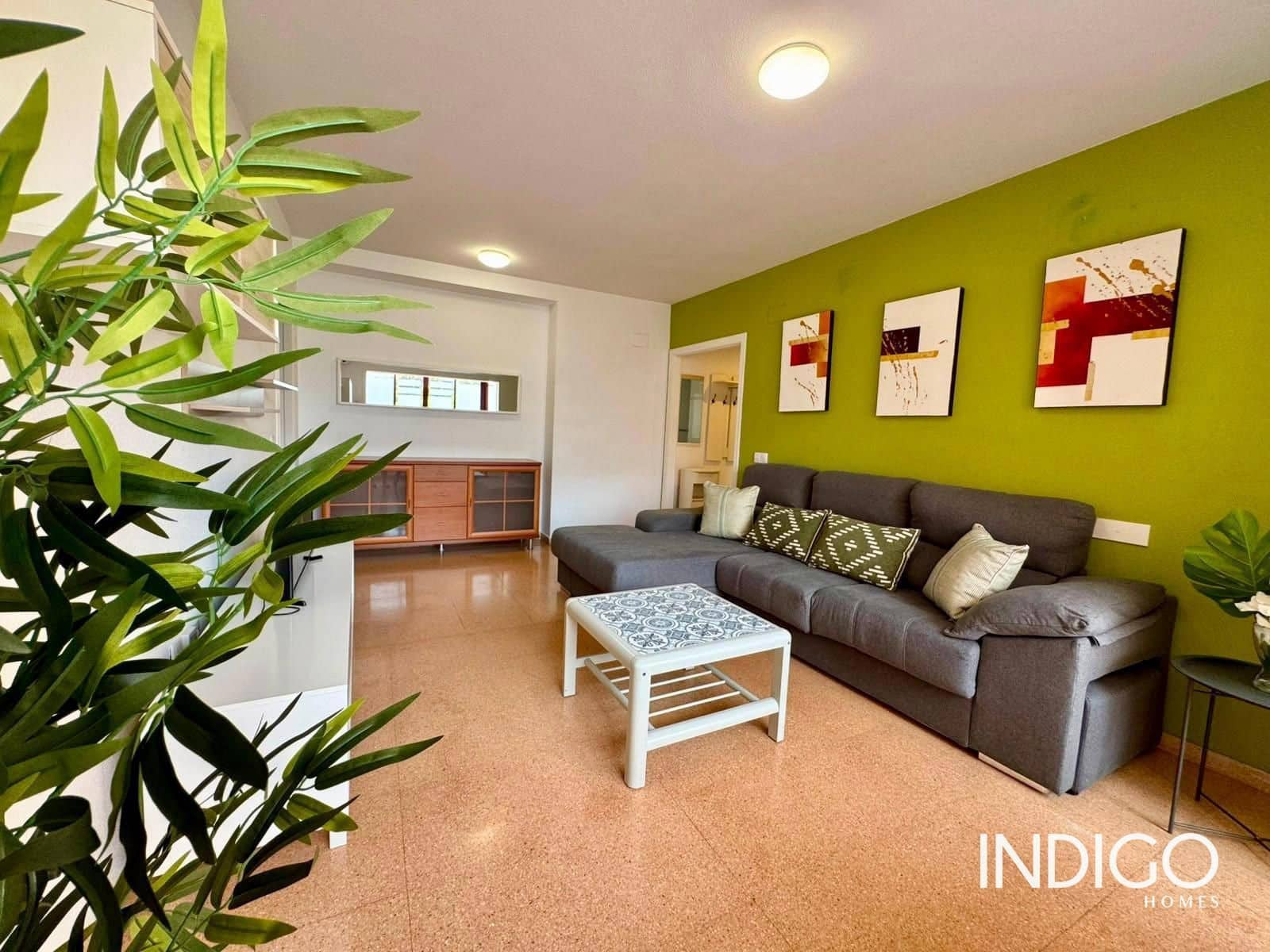 2 bedroom Flat for rent in Playa de San Juan with pool garage - € 1,025 (Ref: 9928636)