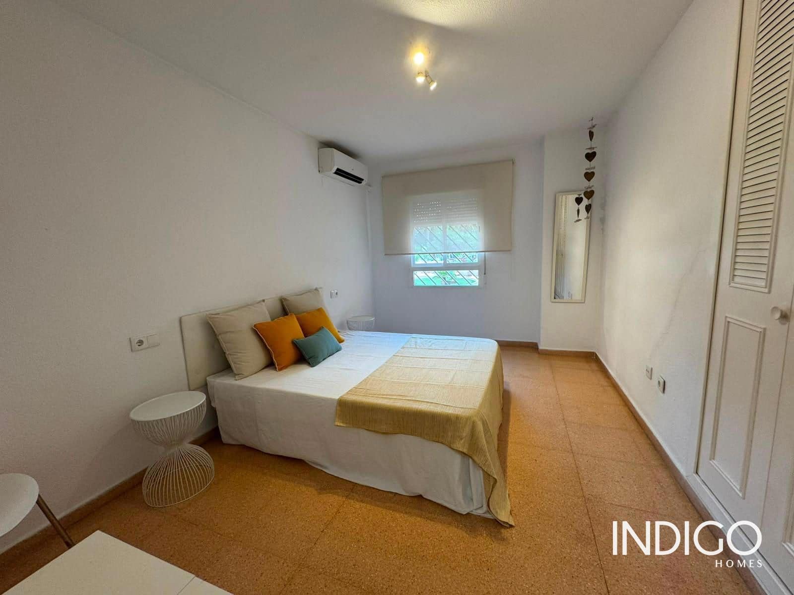 2 bedroom Flat for rent in Playa de San Juan with pool garage - € 1,025 (Ref: 9928636)