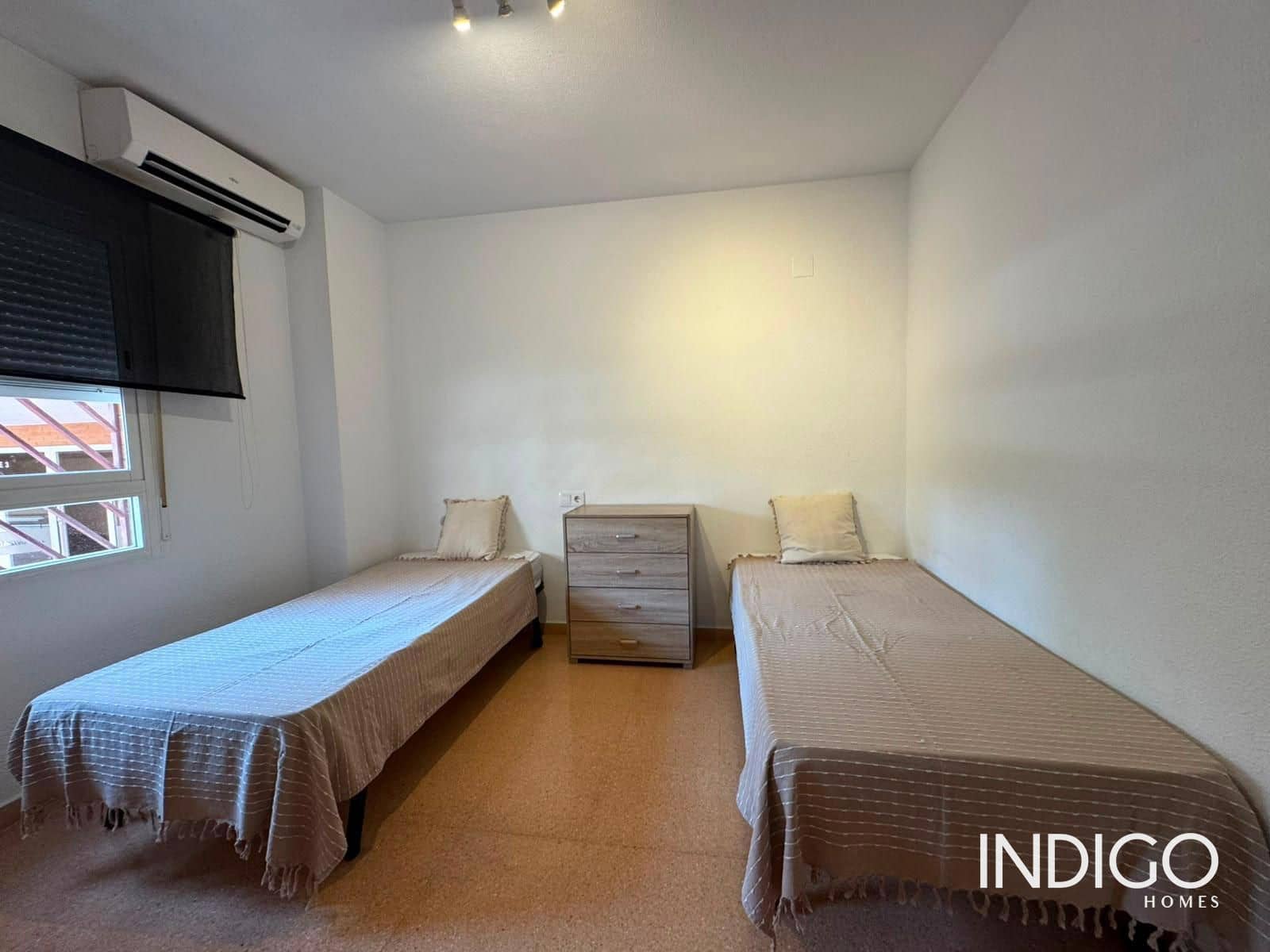 2 bedroom Flat for sale in Playa de San Juan with pool garage - € 315,000 (Ref: 9968915)