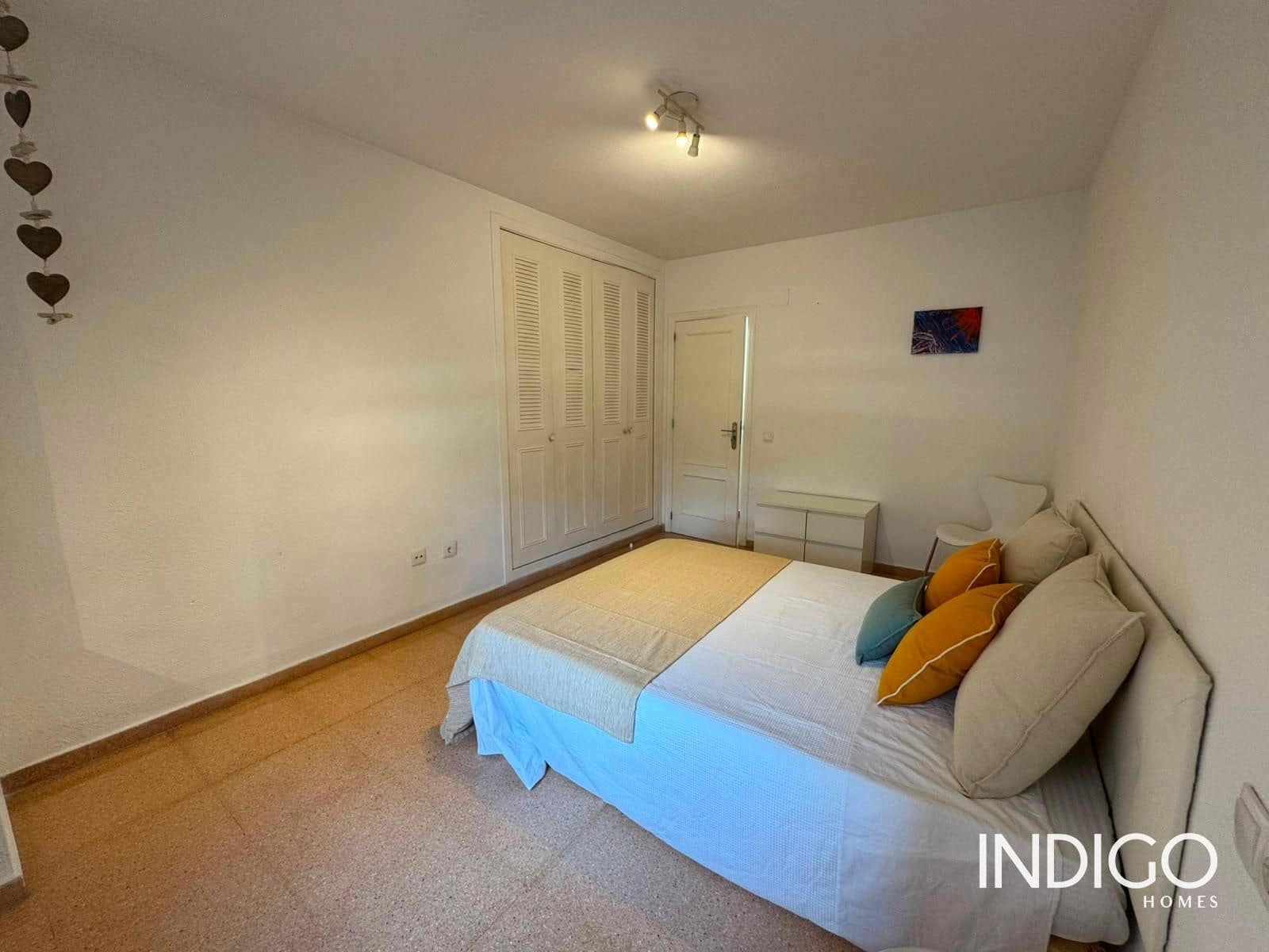 2 bedroom Flat for sale in Playa de San Juan with pool garage - € 315,000 (Ref: 9968915)