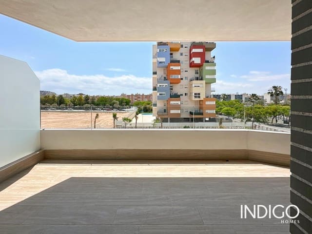 2 quarto Apartamento para arrendar em Alicante cidade com piscina garagem - 1 300 € (Ref: 9972294)