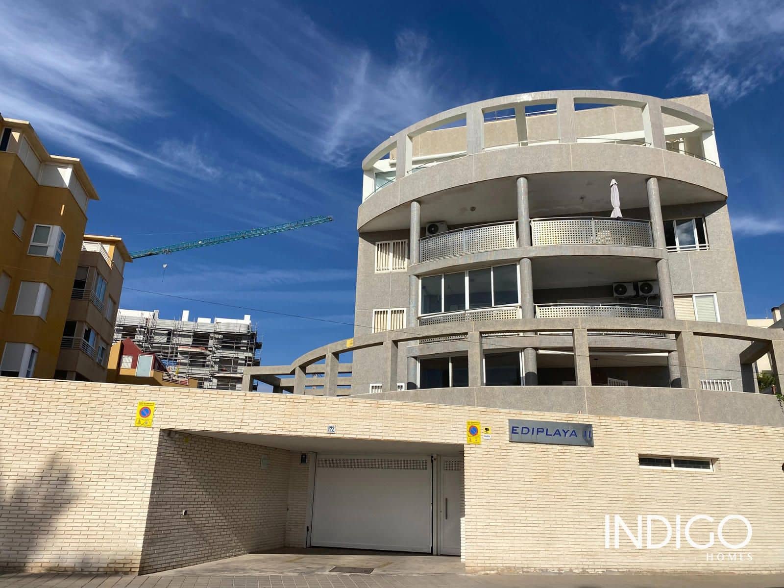 2 slaapkamer Flat te koop in Alicante stad met zwembad garage - € 429.000 (Ref: 9976626)