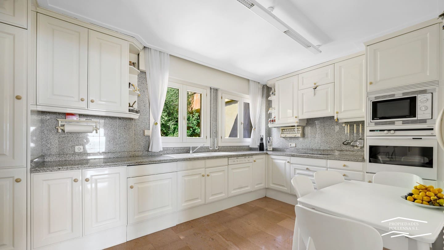 4 soveværelse Lejlighed til salg i Pollensa / Pollenca med swimmingpool garage - € 1.700.000 (Ref: 8506252)