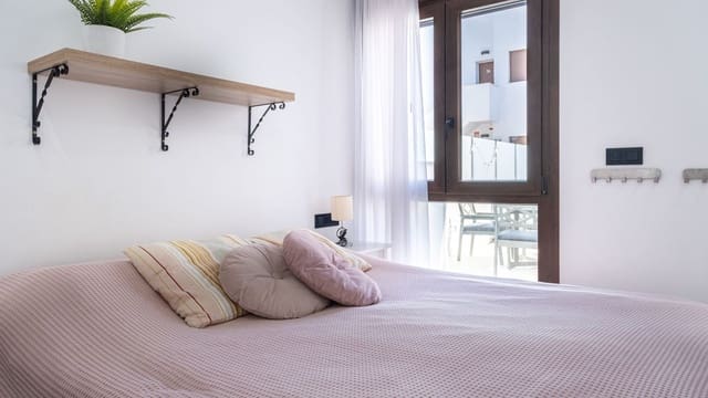 3 soveværelse Villa til salg i Los Balcones med swimmingpool garage - € 479.000 (Ref: 10085472)