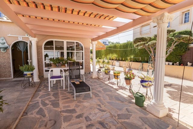 4 Zimmer Villa zu verkaufen in La Regia, Orihuela mit Pool - 560.000 € (Ref: 10085473)