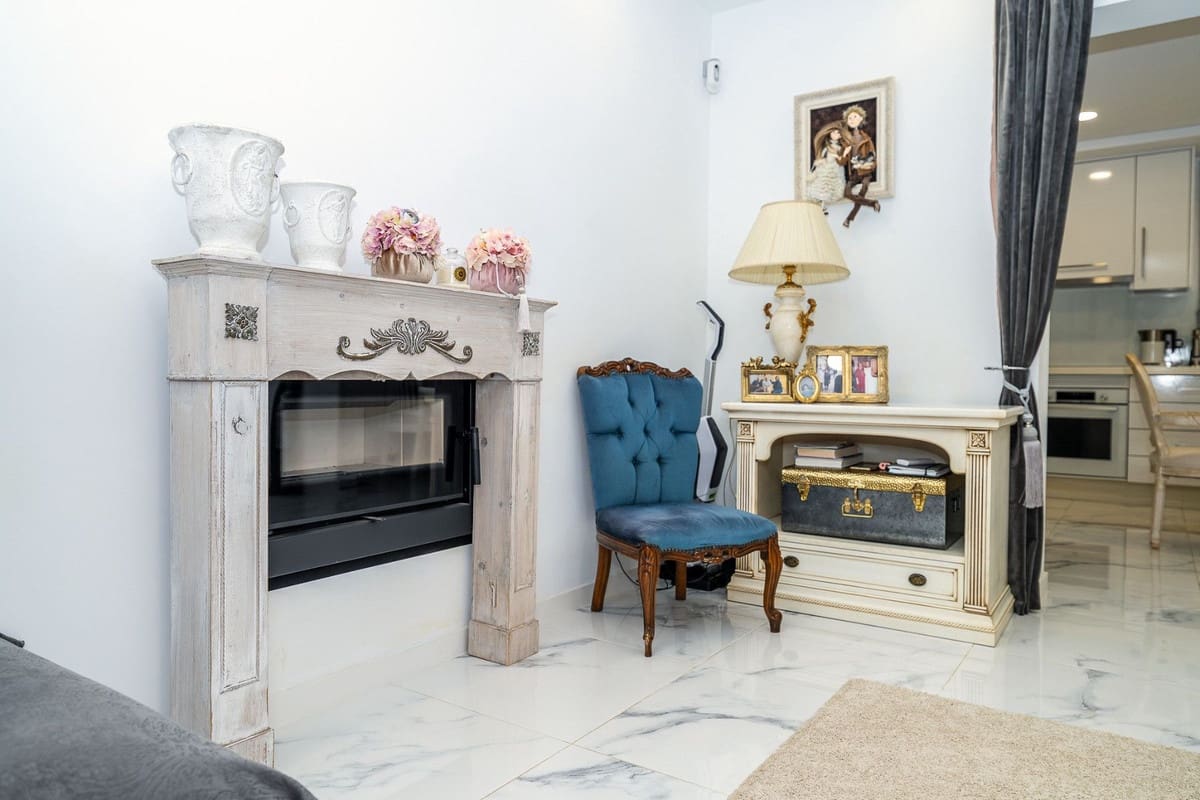 4 slaapkamer Villa te koop in Pilar de la Horadada met zwembad garage - € 395.000 (Ref: 10131161)
