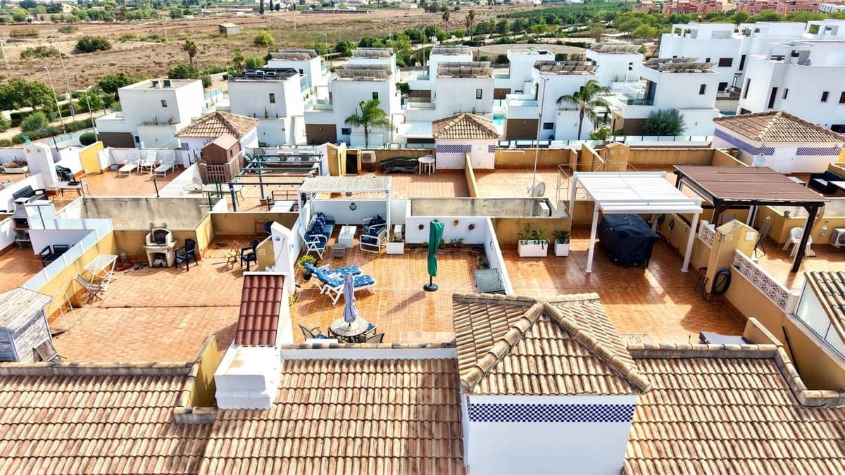 Apartamento de 2 habitaciones en Los Montesinos en venta con piscina - 135.000 € (Ref: 10164136)