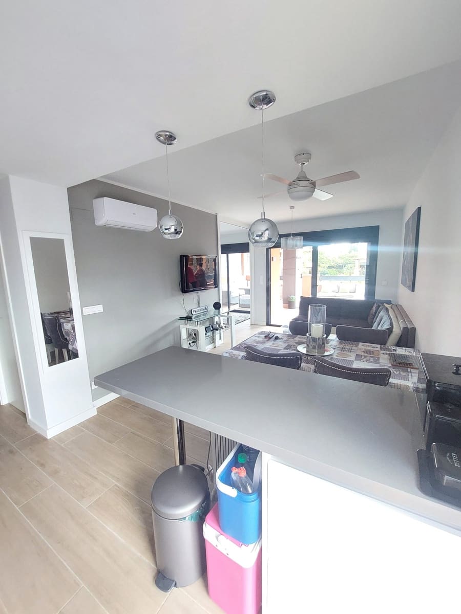 2 bedroom Apartment for sale in Orihuela Costa with pool - € 254,950 (Ref: 8526481)