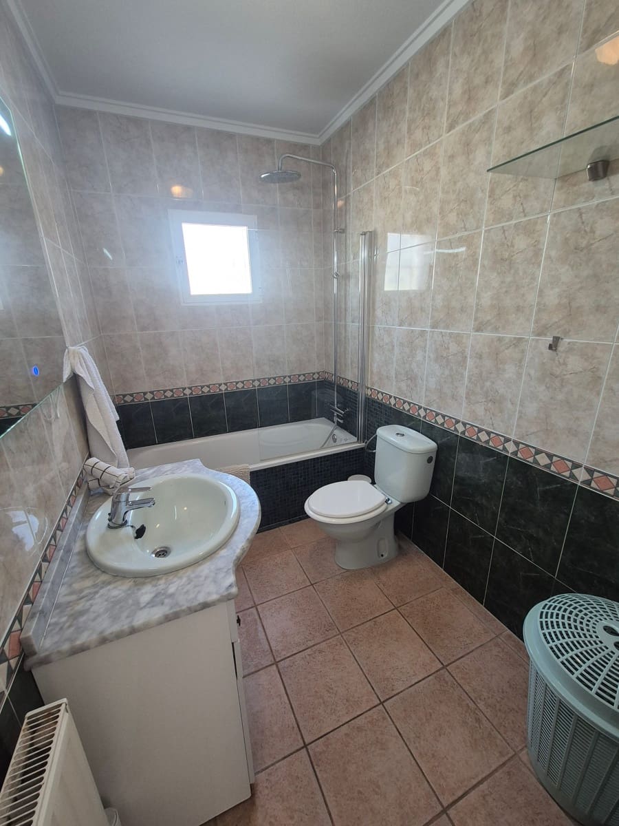 5 quarto Moradia para venda em San Miguel de Salinas com piscina - 445 000 € (Ref: 8634226)