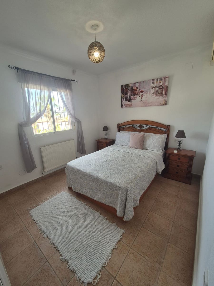 5 quarto Moradia para venda em San Miguel de Salinas com piscina - 445 000 € (Ref: 8634226)