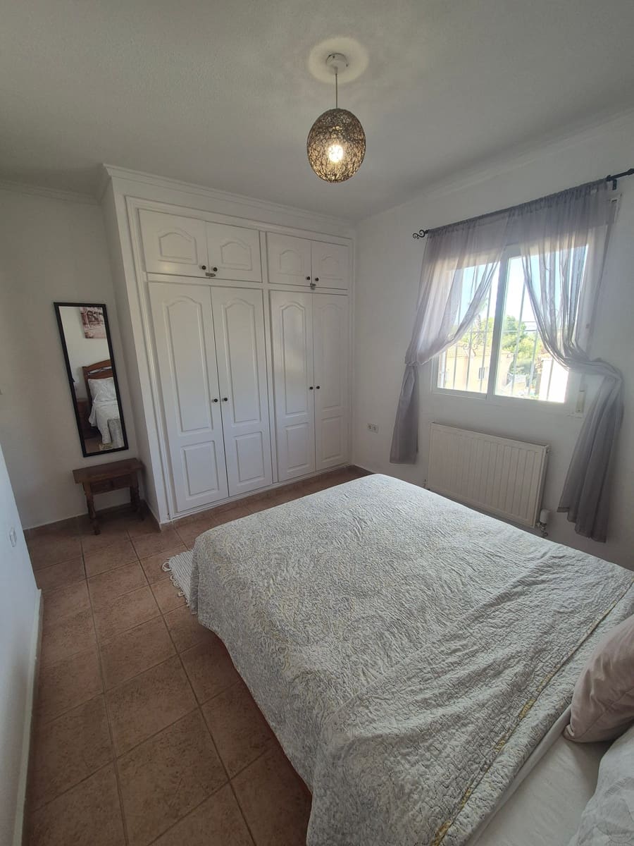 5 quarto Moradia para venda em San Miguel de Salinas com piscina - 445 000 € (Ref: 8634226)