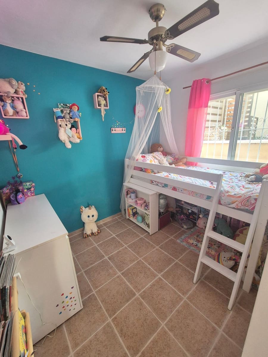 5 quarto Moradia para venda em San Miguel de Salinas com piscina - 445 000 € (Ref: 8634226)