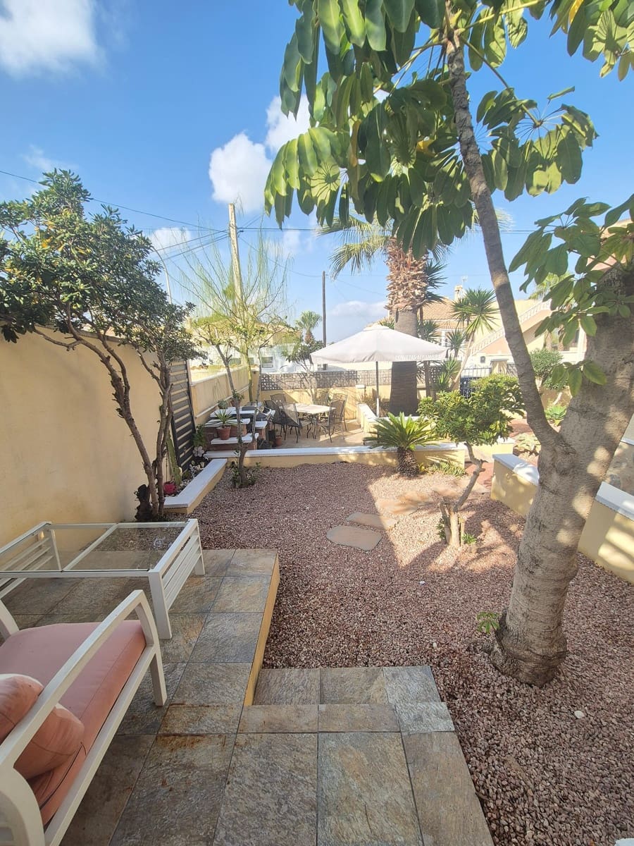 5 quarto Moradia para venda em San Miguel de Salinas com piscina - 445 000 € (Ref: 8634226)