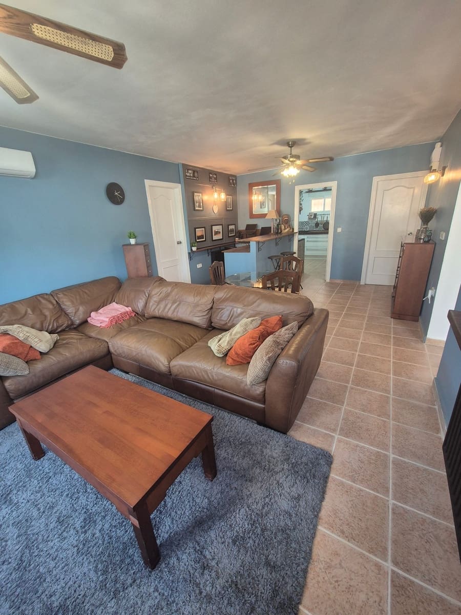 5 quarto Moradia para venda em San Miguel de Salinas com piscina - 445 000 € (Ref: 8634226)