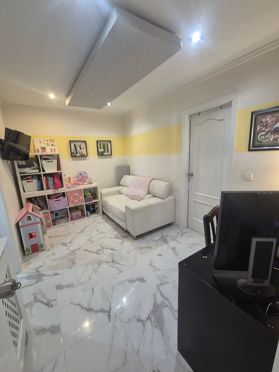 5 quarto Moradia para venda em San Miguel de Salinas com piscina - 445 000 € (Ref: 8634226)