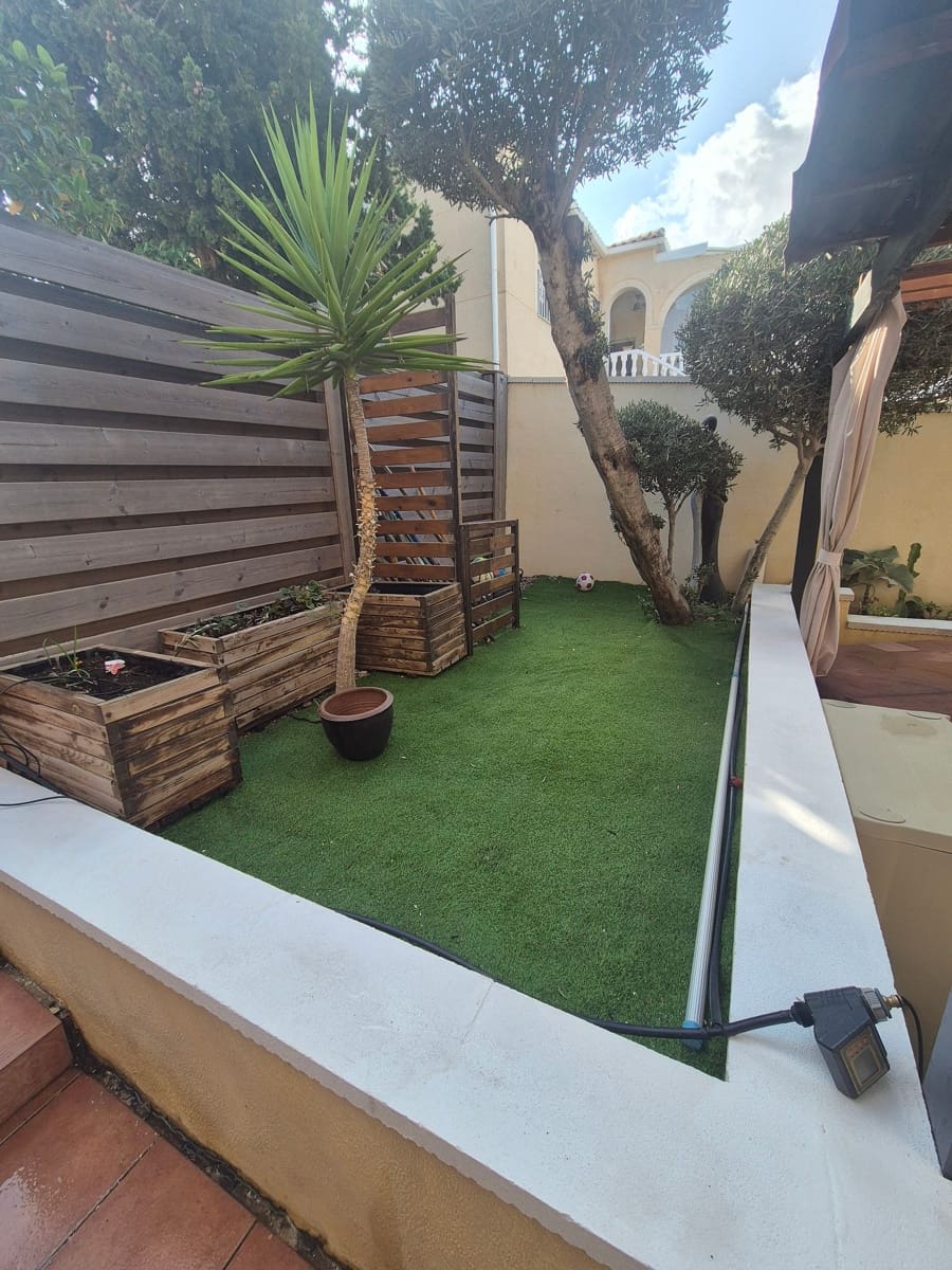 5 quarto Moradia para venda em San Miguel de Salinas com piscina - 445 000 € (Ref: 8634226)