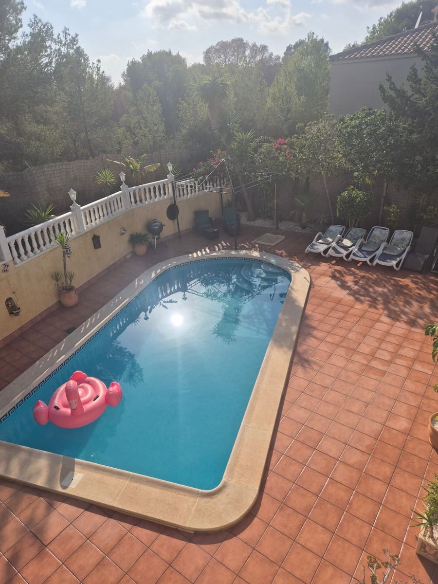 5 quarto Moradia para venda em San Miguel de Salinas com piscina - 445 000 € (Ref: 8634226)