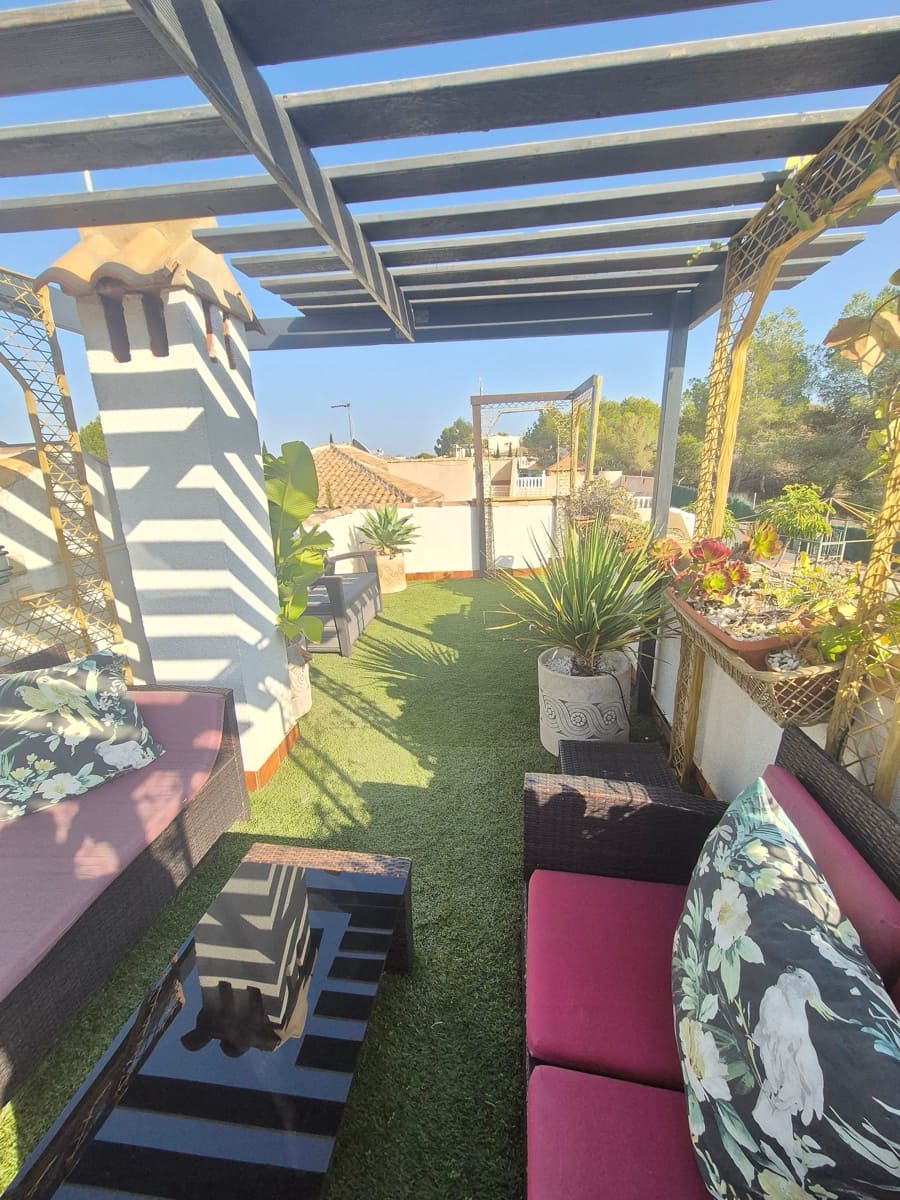 5 quarto Moradia para venda em San Miguel de Salinas com piscina - 445 000 € (Ref: 8634226)