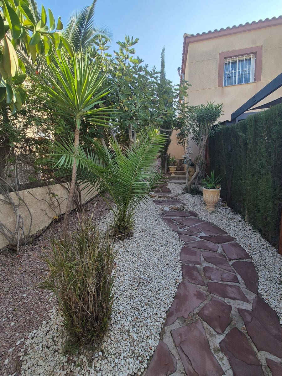 5 quarto Moradia para venda em San Miguel de Salinas com piscina - 445 000 € (Ref: 8634226)