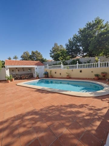 5 quarto Moradia para venda em San Miguel de Salinas com piscina - 445 000 € (Ref: 8634226)