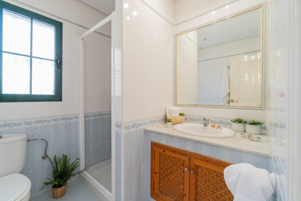 3 bedroom Villa for sale in Orihuela Costa - € 379,000 (Ref: 9209389)