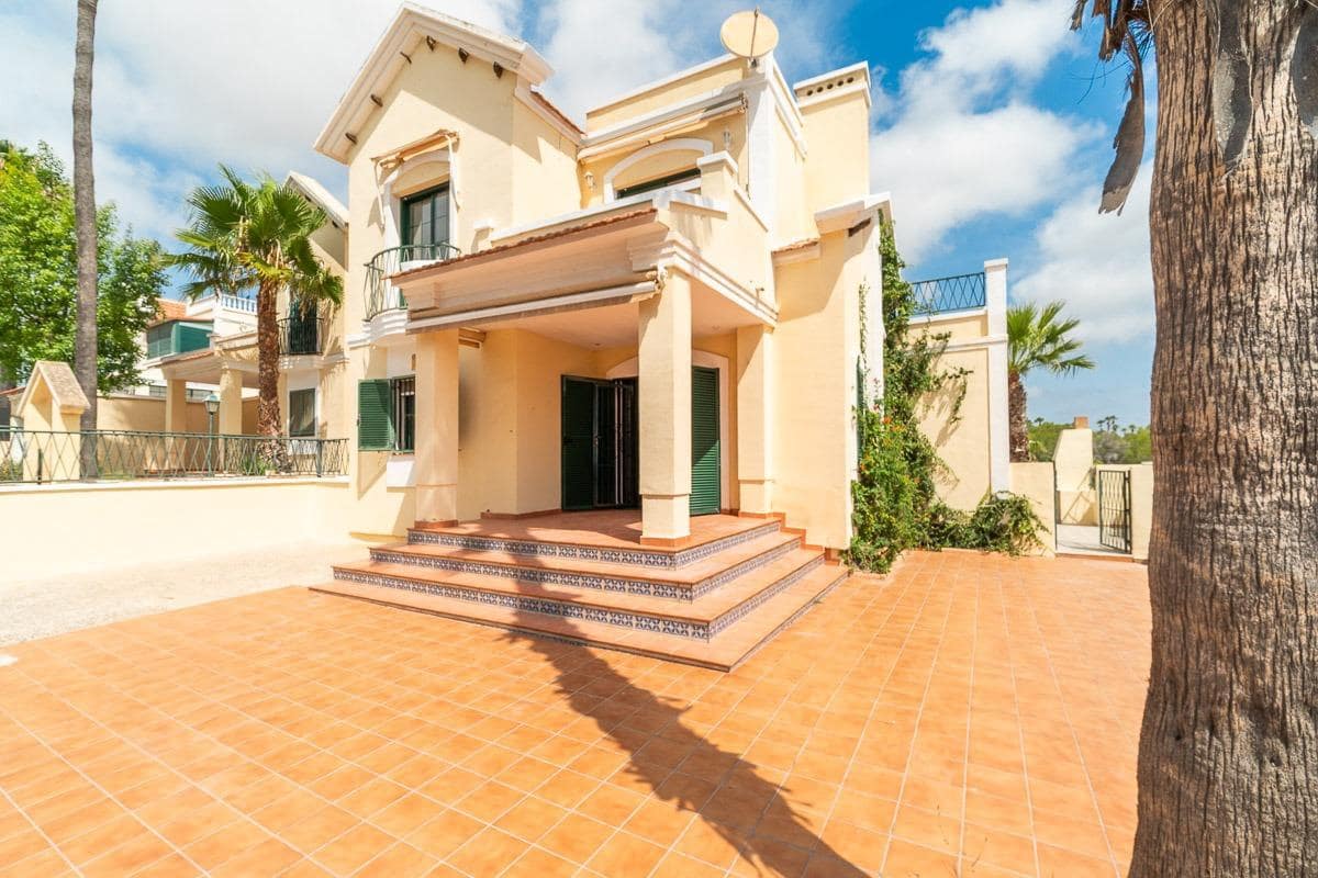 3 bedroom Villa for sale in Orihuela Costa - € 379,000 (Ref: 9209389)