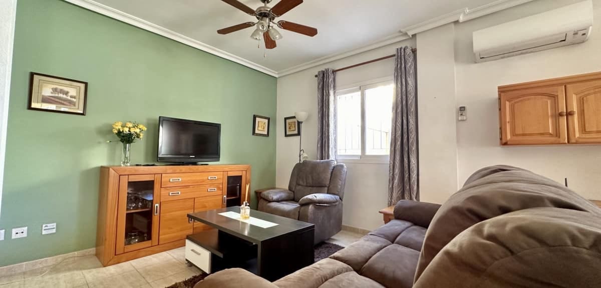 3 chambre Appartement à vendre à Playa Flamenca - 275 000 € (Ref: 9465187)