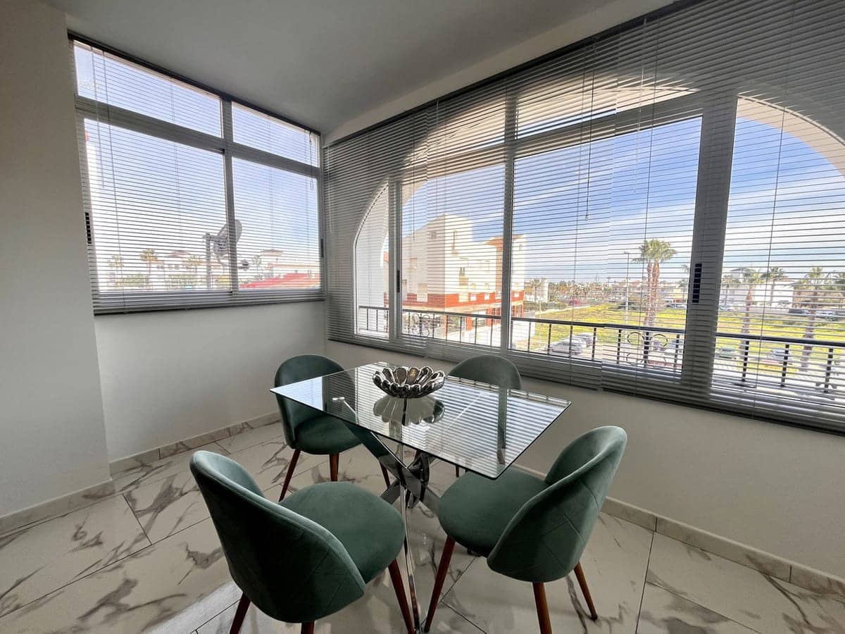 1 bedroom Apartment for sale in Villamartin - € 155,000 (Ref: 9465197)