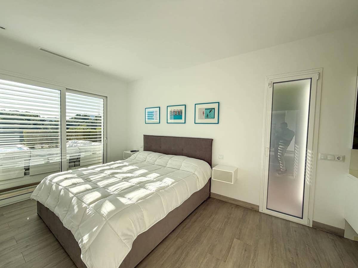 3 bedroom Villa for sale in Las Colinas Golf with pool - € 949,000 (Ref: 9485514)