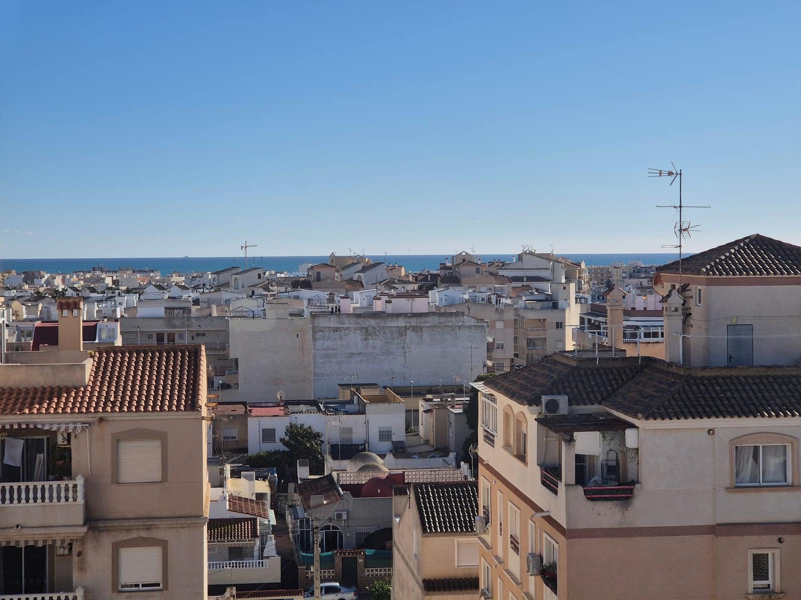 2 bedroom Apartment for sale in Torrevieja with pool - € 109,950 (Ref: 9503853)