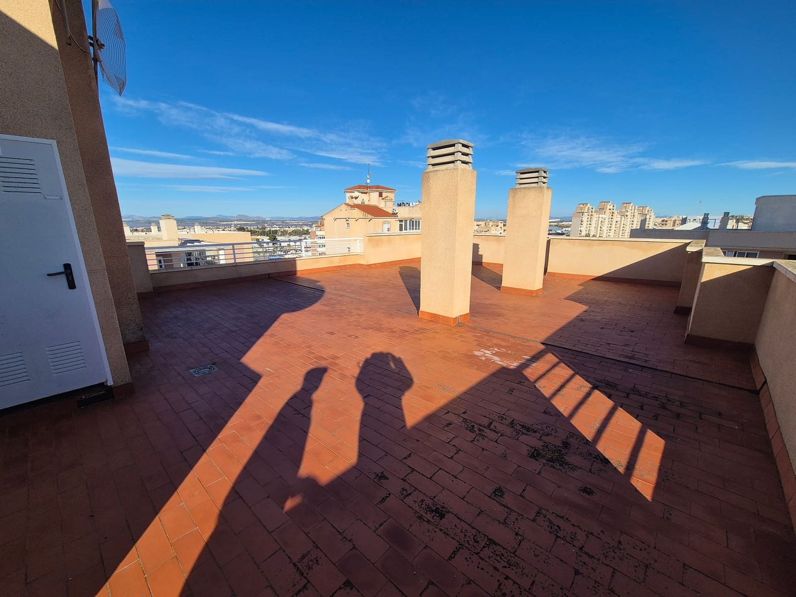 2 bedroom Apartment for sale in Torrevieja with pool - € 109,950 (Ref: 9503853)