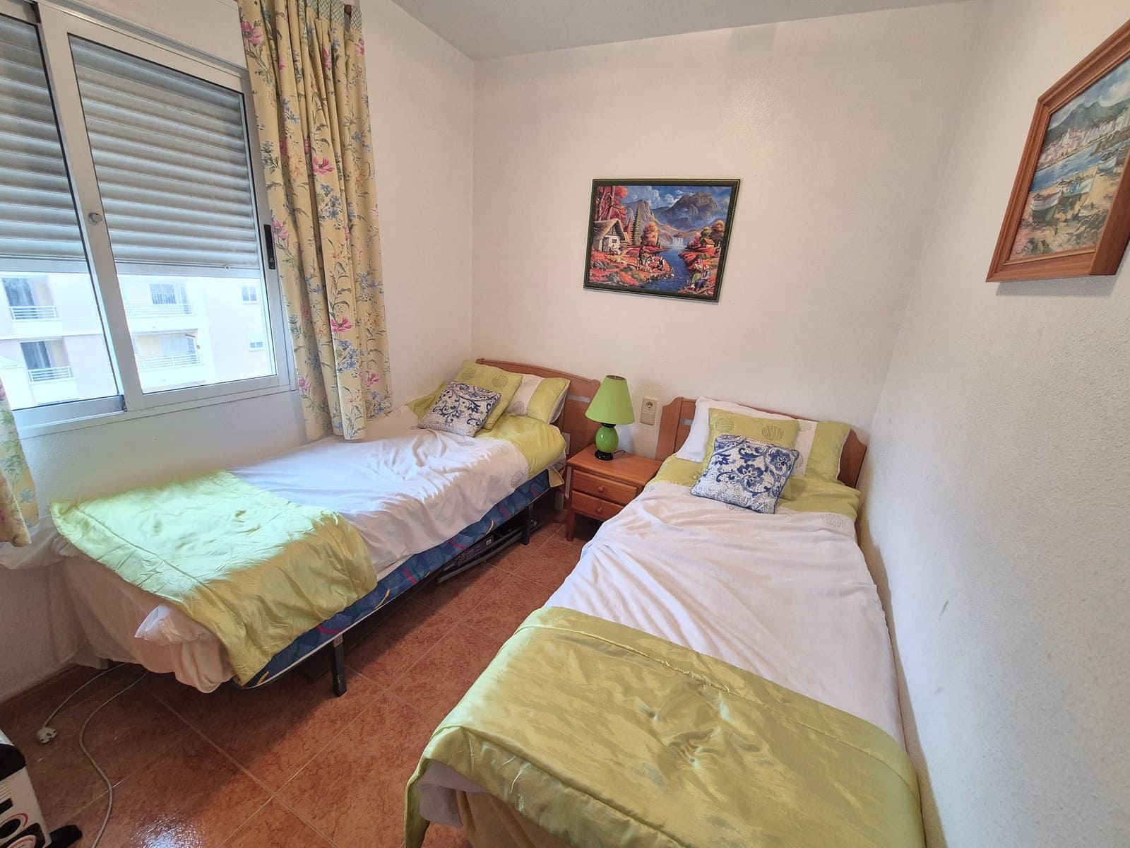 2 bedroom Apartment for sale in Torrevieja with pool - € 109,950 (Ref: 9503853)