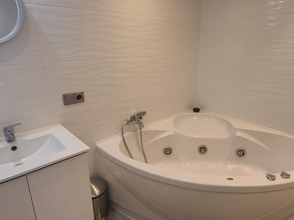 4 bedroom Semi-detached Villa for sale in Los Balcones with pool - € 535,000 (Ref: 9538913)