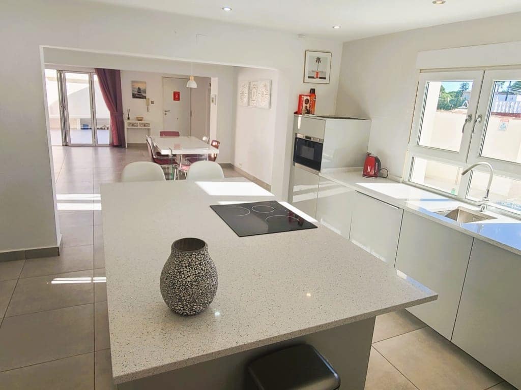 4 bedroom Semi-detached Villa for sale in Los Balcones with pool - € 535,000 (Ref: 9538913)