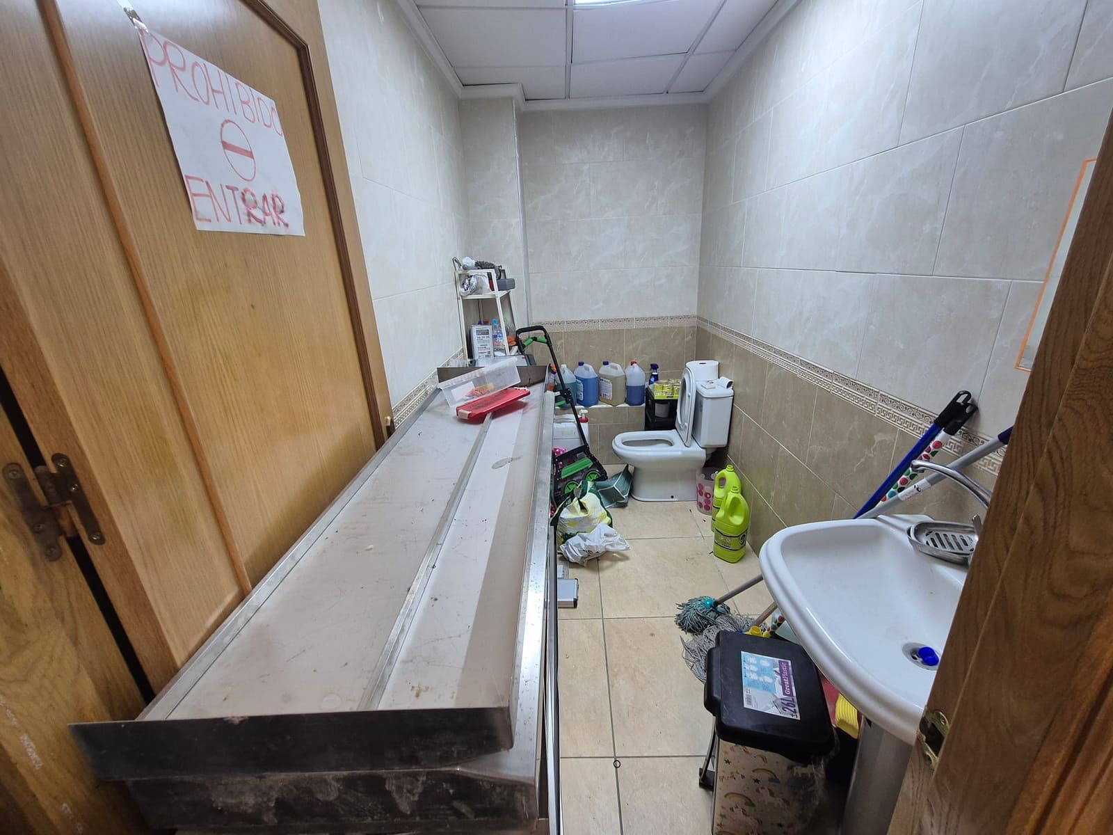 Comercial para venda em Torrevieja - 789 000 € (Ref: 9570623)